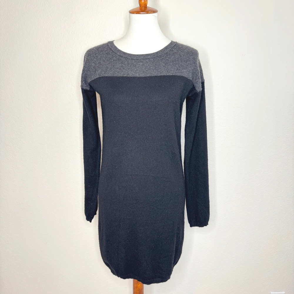 360 CASHMERE Crewneck Sweater Dress SMALL Colorblock Black & Gray Minimal Luxury - Picture 1 of 8